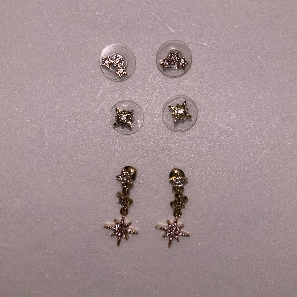 Banana Republic star earrings